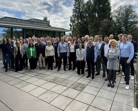 Gruppenfoto der TeilnehmerInnen des Kick-Off-Meetings für das Nefi+-Projekt Future Heat Highway