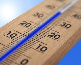 Thermometer, das 40 Grad Celcius anzeigt