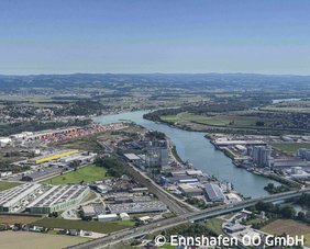 Luftaufnahme des Ennshafens